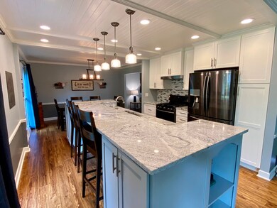 1613 Warbler Dr, Naperville, IL 60565 - photo 3