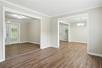 2493 Miriam Ln, Decatur, GA 30032 - photo 5