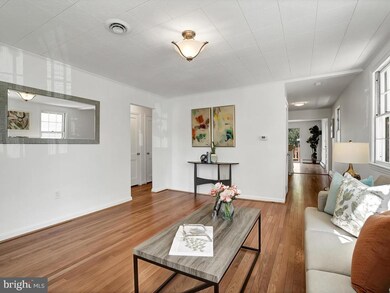 318 Willow Ave, Frederick, MD 21701 - photo 4