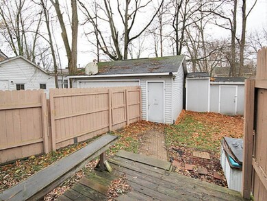 263-445496-backyard 1