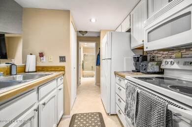 10283 Jamestown Dr-5