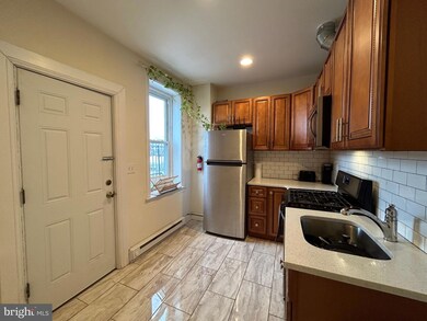 24 E Lancaster Ave unit 3RD FL, Ardmore, PA 19003 - photo 5