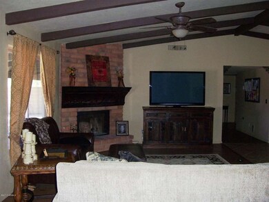 Great Room & Fireplace