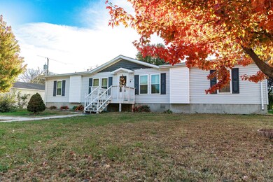 572 25th Ave, Columbus, NE 68601 - photo 2