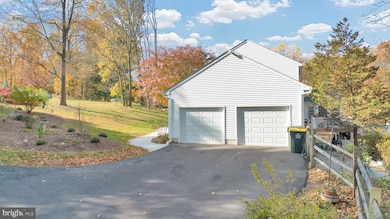 1521 E Sedona Dr, Downingtown, PA 19335 - photo 7