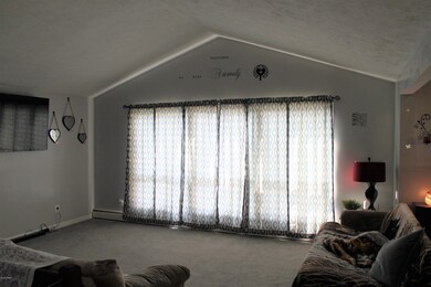 9 Lakefront Dr, Hawley, PA 18428 - photo 3