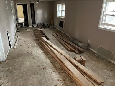 410 W Kirk St, Shawnee, OK 74801 - photo 3