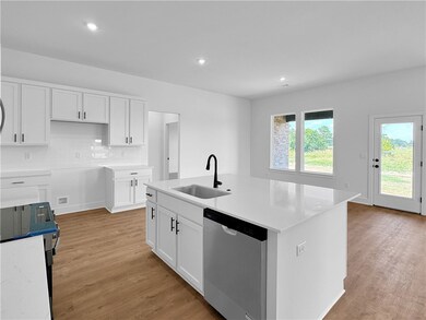 3108 Hattie Ln, Springdale, AR 72764 - photo 6