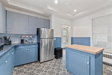 10 Hollingsworth St_119