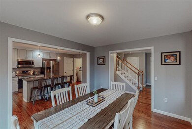 1424 N Russell St, Manchester, NH 03104 - photo 7