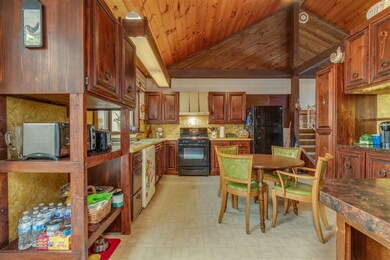 43 Snow Rd, Goffstown, NH 03045 - photo 5