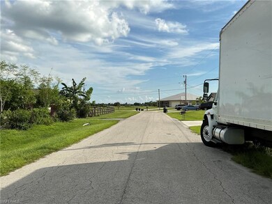 842 La Salle Ave, Lehigh Acres, FL 33913 - photo 5