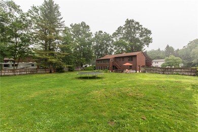 6 Hickory Ln, Greenville, RI 02828 - photo 4