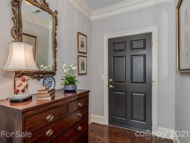 Foyer- welcome home!