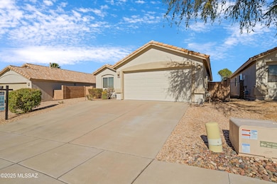 509 E Cactus Mountain Dr, Vail, AZ 85641 - photo 2