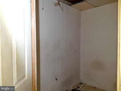 305 S Bentalou St, Baltimore, MD 21223 - photo 6