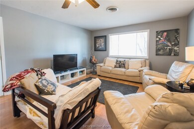 1504 Laura Ln unit CS, College Station, TX 77840 - photo 4