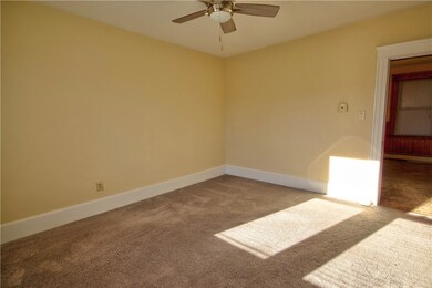 48 Kenwood St unit 2R, Woonsocket, RI 02895 - photo 2