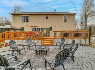 1123 Chickadee Dr, Pocono Summit, PA 18346 - photo 3