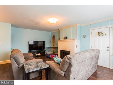 307 Greenwood Ave, Gloucester City, NJ 08030 - photo 4