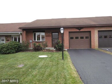 18007 Putter Dr, Hagerstown, MD 21740 - photo 2