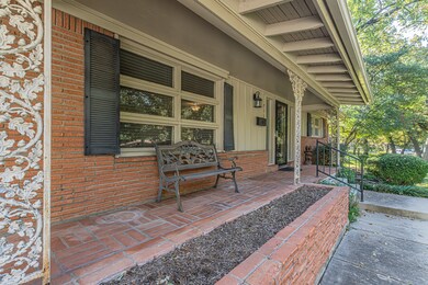 711 Briarwood Blvd, Arlington, TX 76013 - photo 3