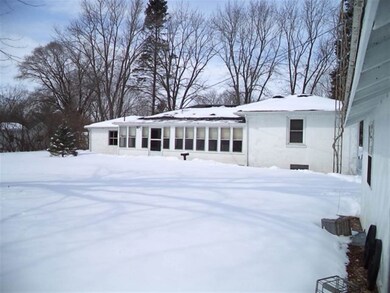 823 W Baxterwood Ln, Janesville, WI 53546 - photo 5