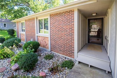 12309 W 53rd Terrace, Shawnee, KS 66216 - photo 3