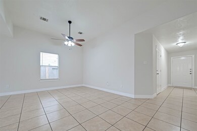 222 S Native Ln, Houston, TX 77022 - photo 7