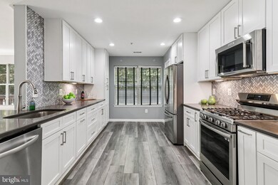 11723 Scooter Ln unit 186, Fairfax, VA 22030 - photo 2