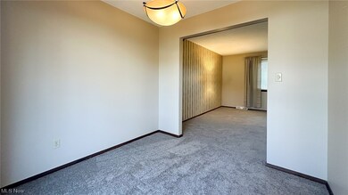 619 Pasadena Ave, Sheffield Lake, OH 44054 - photo 5