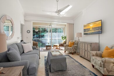 06-326 Bradstrom Cir F203 Naples FL-9