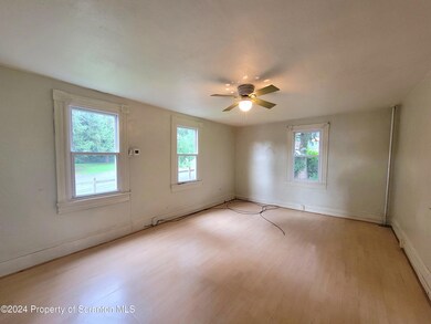318 Wayne St unit 1, Archbald, PA 18403 - photo 2