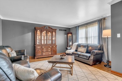 17849 Fairway St, Livonia, MI 48152 - photo 5