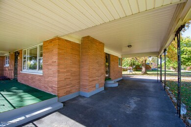 7900 Smyrna Pkwy, Louisville, KY 40228 - photo 2