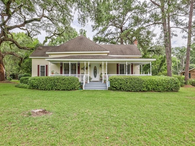 513 E Jefferson St, Boston, GA 31626 - photo 2