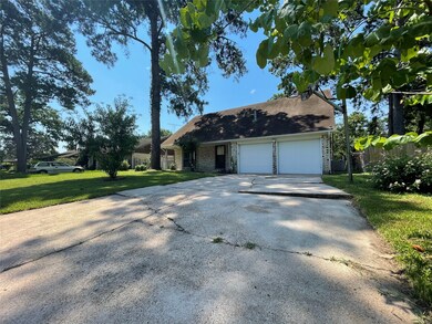 Large driveway to play basketball! Goal is staying