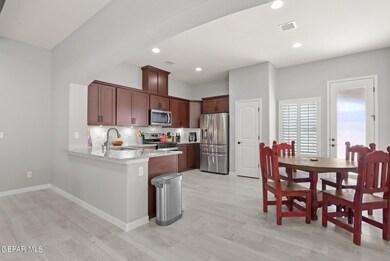 13583 Lawkland St, Horizon City, TX 79928 - photo 7