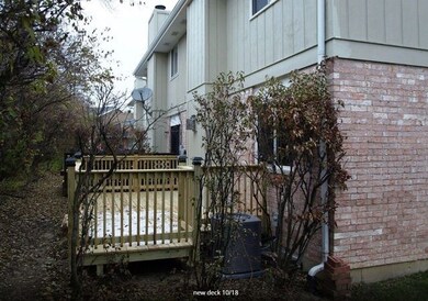 1005 Heathrow Ct, Wheaton, IL 60189 - photo 2