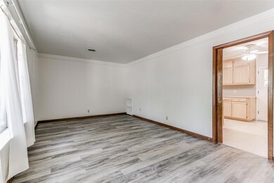 1108 Valley View Dr, Hurst, TX 76053 - photo 6