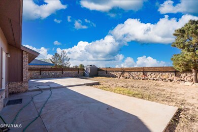 267 Barrel Cactus Dr, Horizon City, TX 79928 - photo 3