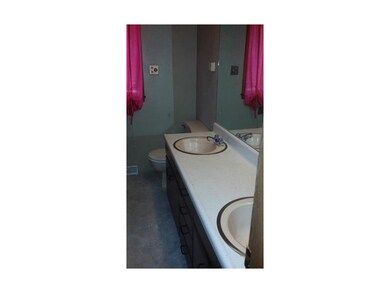main bathroom with double sinks