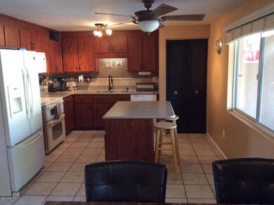 Eat-in Kitchen