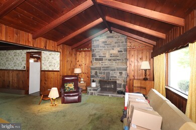 40 E Hillcrest Ave, Chalfont, PA 18914 - photo 5