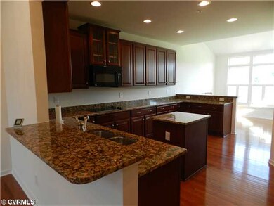 Kitchen - This gourmet kitchen has it all: hardwoo