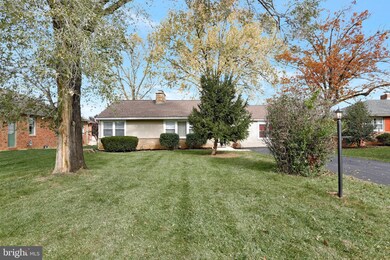18720 Rolling Rd, Hagerstown, MD 21742 - photo 2