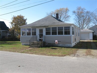25 Hewett St, Warwick, RI 02889 - photo 2