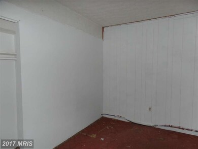 105 Bourbon Ct, Parkville, MD 21234 - photo 5