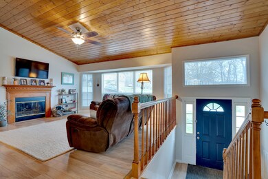 6918-Benwood-Dr-MLS-Photos-12