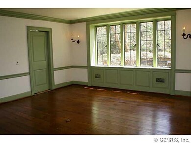 Dining Room. Bright, elegant and spacious dining r